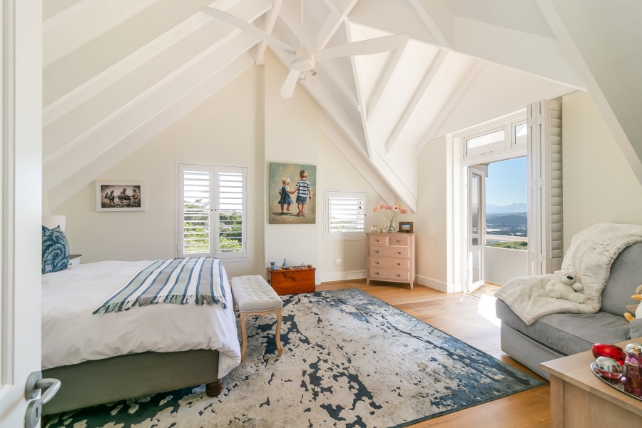 5 Bedroom Property for Sale in Pezula Golf Estate Western Cape